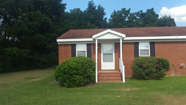 Building Photo - 2BD, 1 BA Duplex for rent. Rental