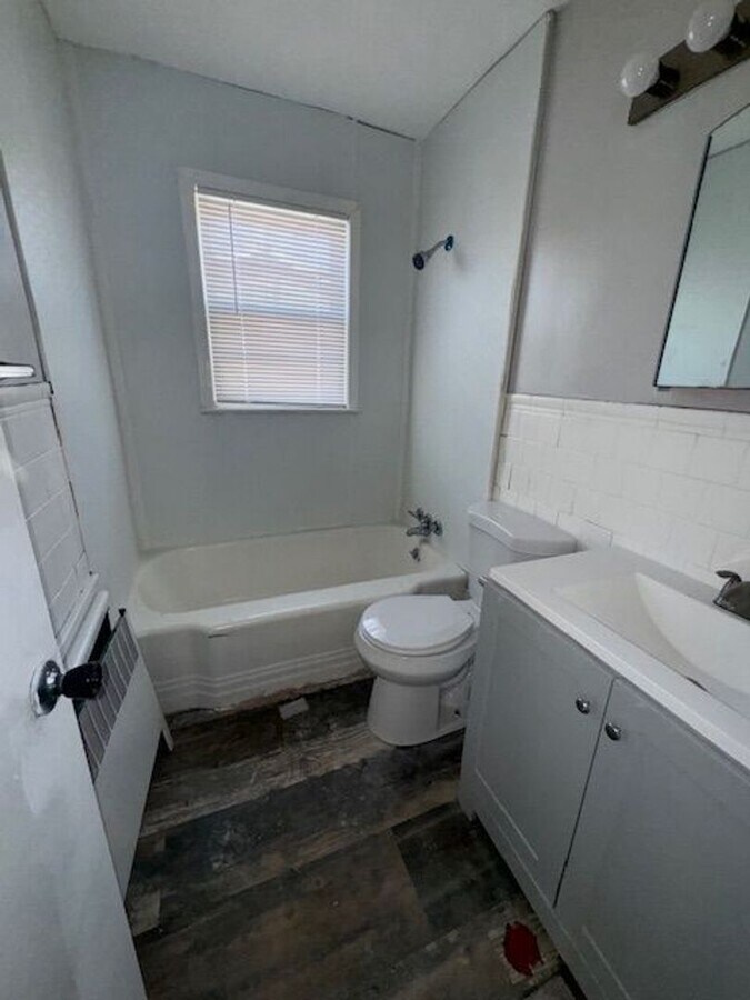 Photo - 421 N Nesmith Ave Unit 421 N Nesmith