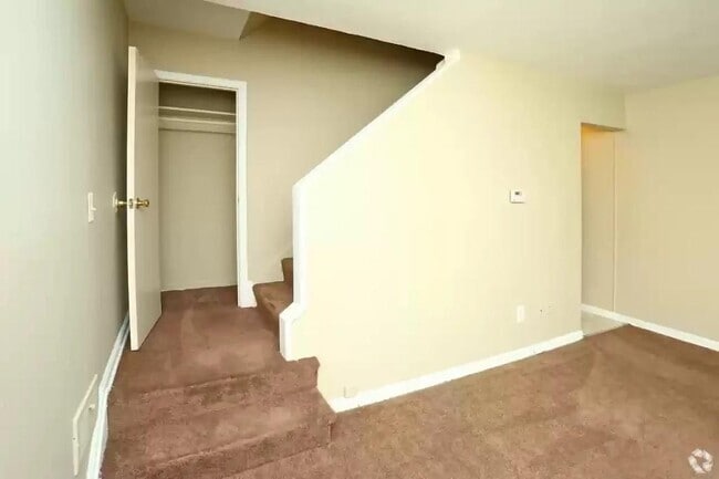 Building Photo - 14089 Dale St Rental