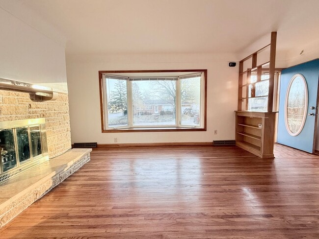 Photo - 3-Bed House in Waterloo