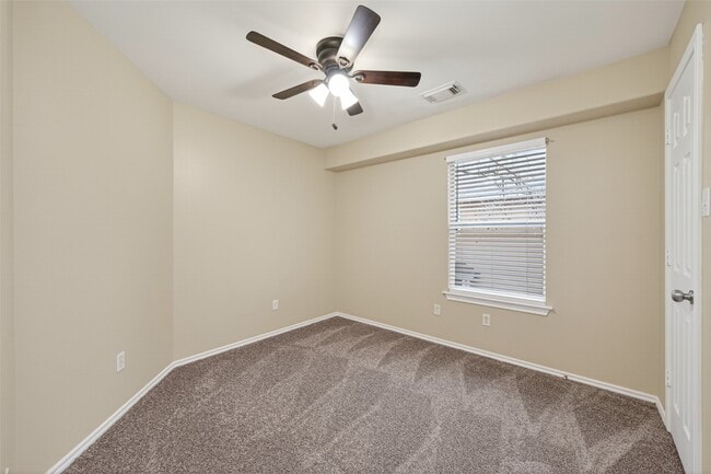 Building Photo - 169 Musewood Ct