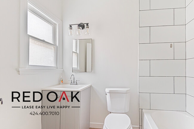 Photo - 852 N Oxford Ave Unidad 854.5