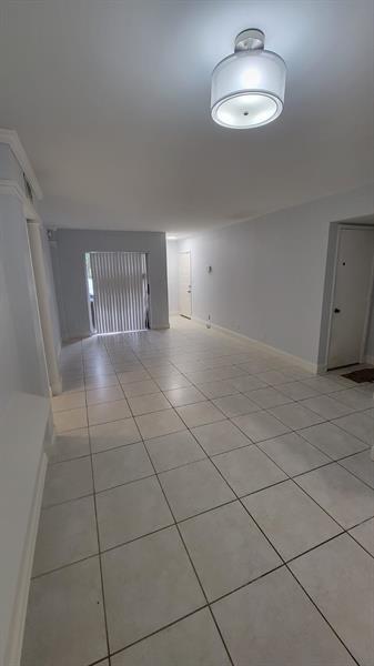 Photo - 313 Gardens Dr Unidad 104