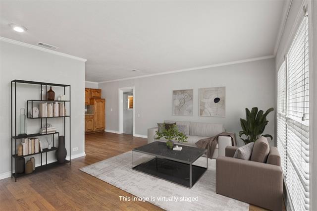 Photo - 302 S Bradley St