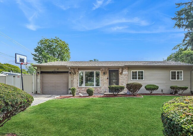 Building Photo - 168 Bedford Rd