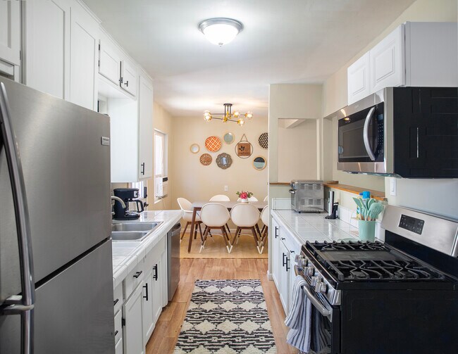 Photo - 136 Olive St