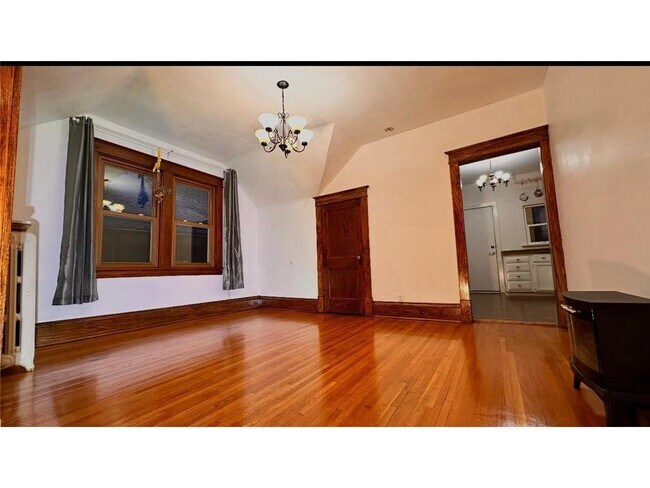 Photo - 1253 Ashland Ave