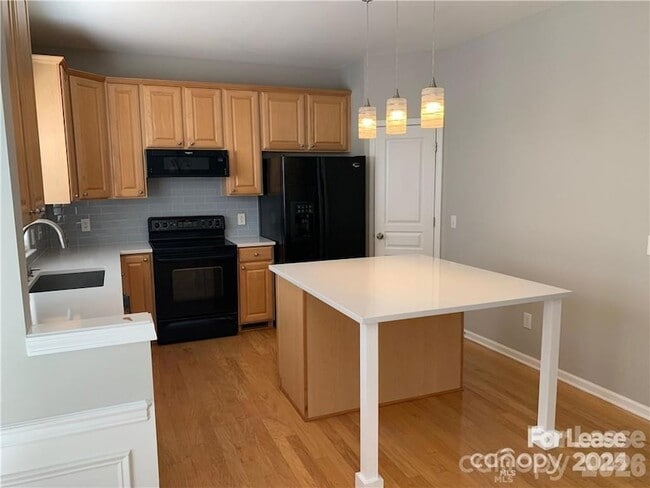 Photo - 15262 Kessler Dr