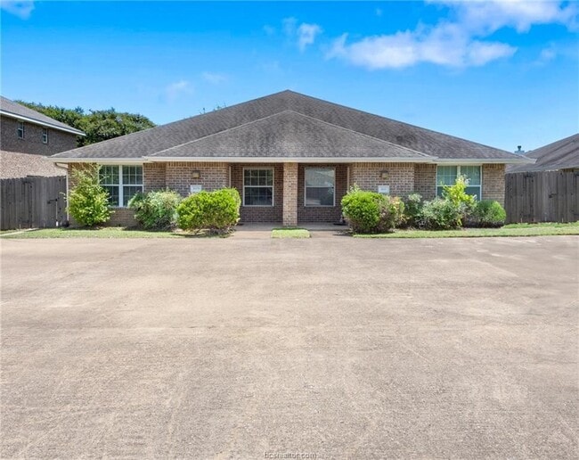 Building Photo - 3611 Oldenburg Ct Rental