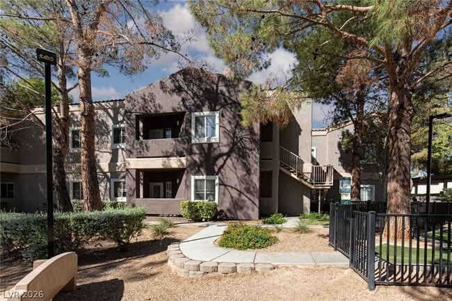 Building Photo - 5250 S Rainbow Blvd Unit 2168