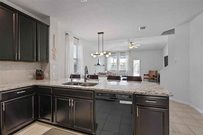 Photo - 137 Red Sun Dr