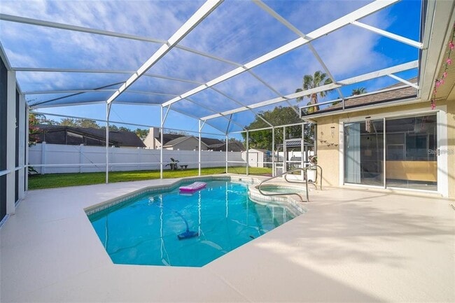 Photo - 418 Rockafellow Way