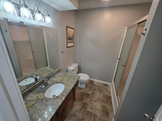 1405 SE 7th St