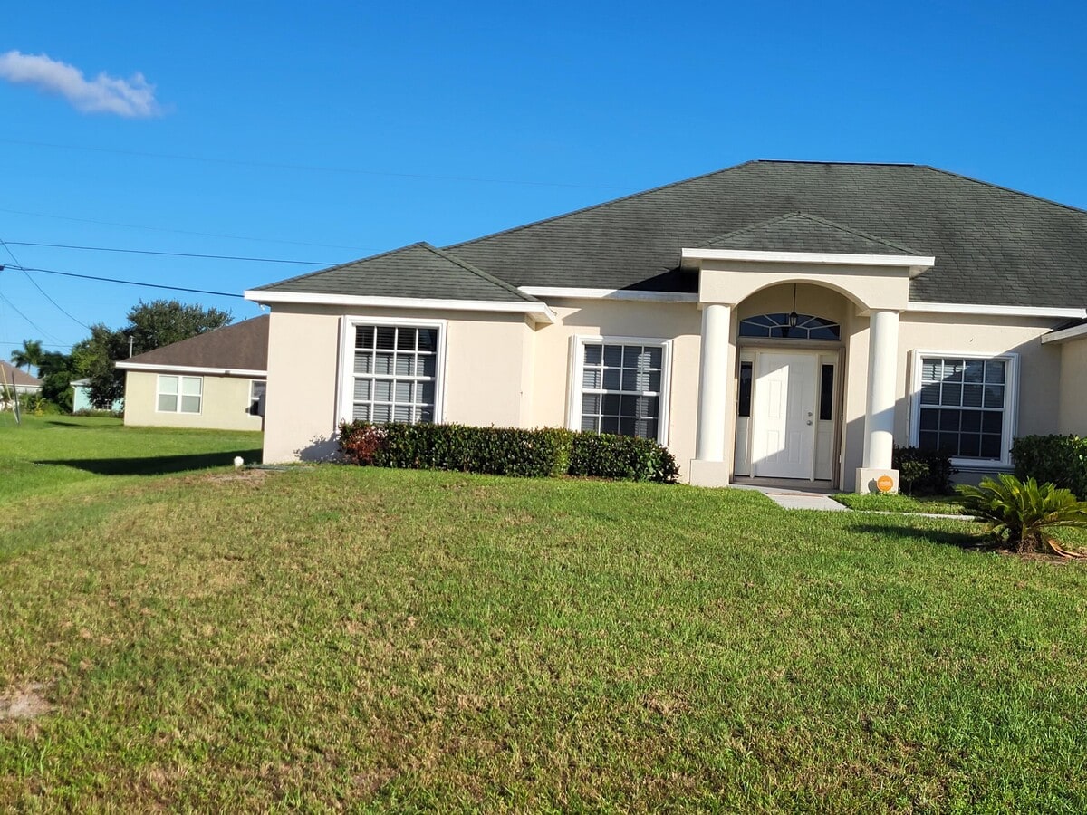 Photo - 4209 SW Whitebread Rd