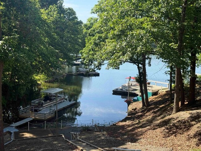 Photo - 20 N Lakeshore Dr
