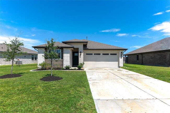 Building Photo - 14507 Sweetwater Dr
