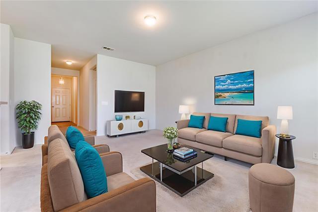 Photo - 1608 Castle Creek Dr