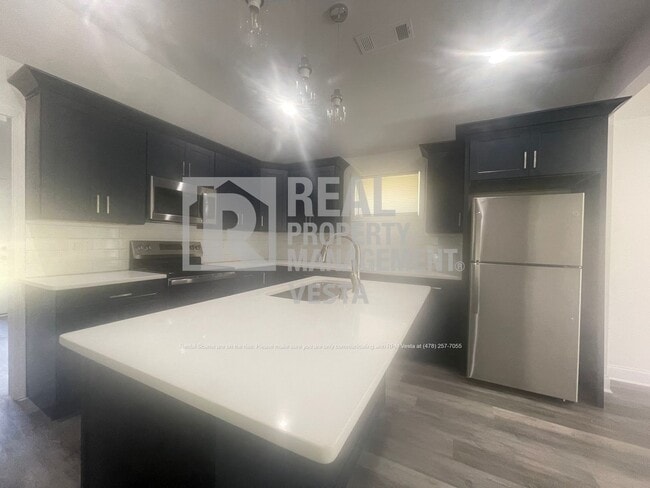 Photo - 2349 Berthadale Ave