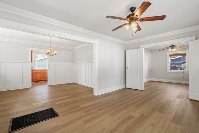 Living Rm, Dining Rm & Den - 490 MacDonald St