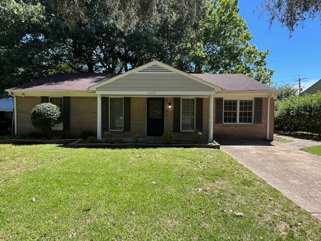 Building Photo - Renovated 3 Bedroom 1 Bath Home for Rent!