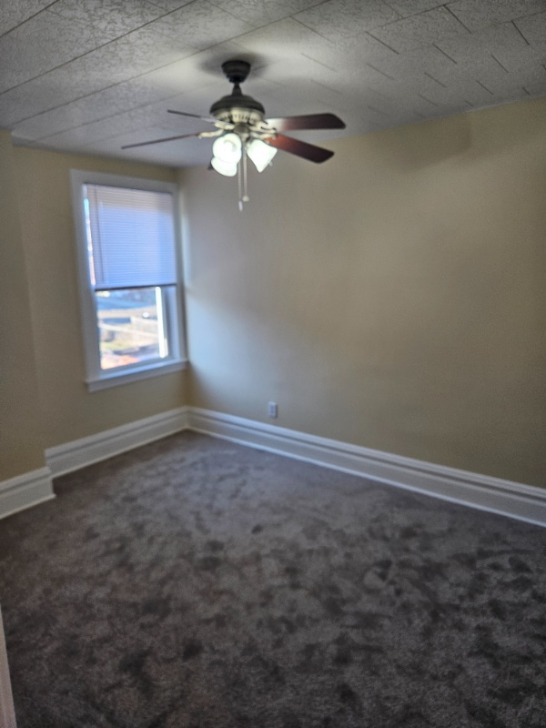 Photo - 1218A Valley St