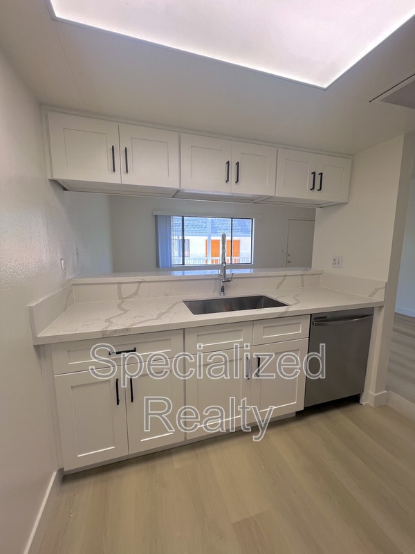 Photo - 342 E Providencia Ave Unit 206