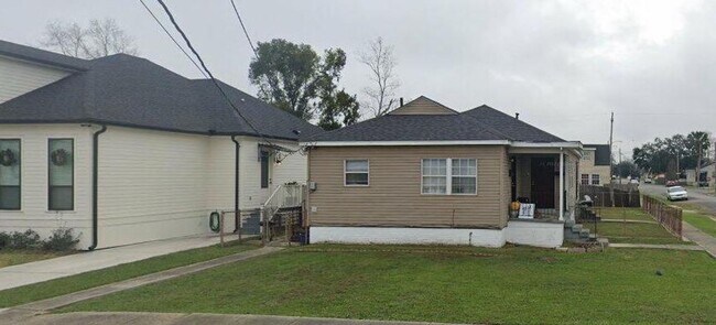 Photo - Well Kept 2 Bedroom in the Gentilly Area Unit B