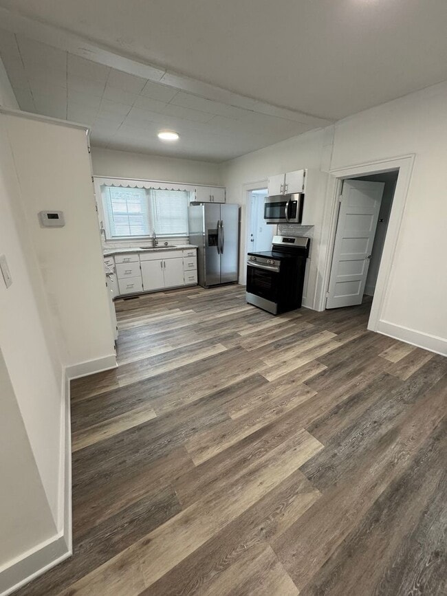 Photo - Spacious 2 bedroom, 1 bathroom house is Madisonville, KY