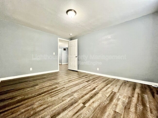 Photo - 273 E Forest Ave Unidad #7