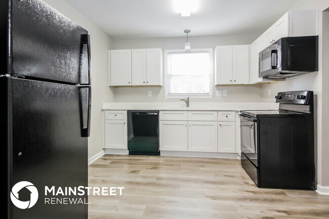 Photo - 5520 The Plaza