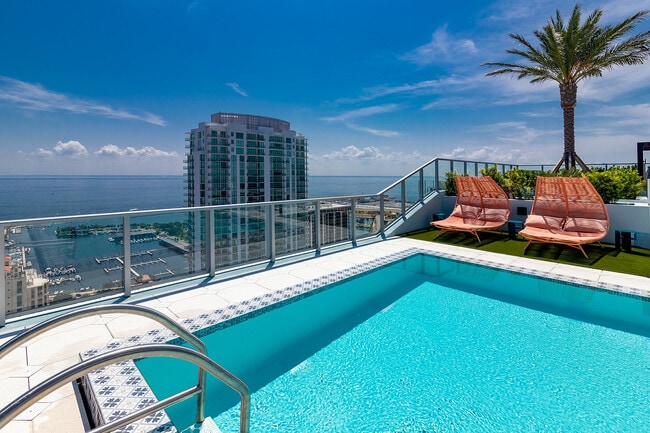 06 - Ascent St. Petersburg