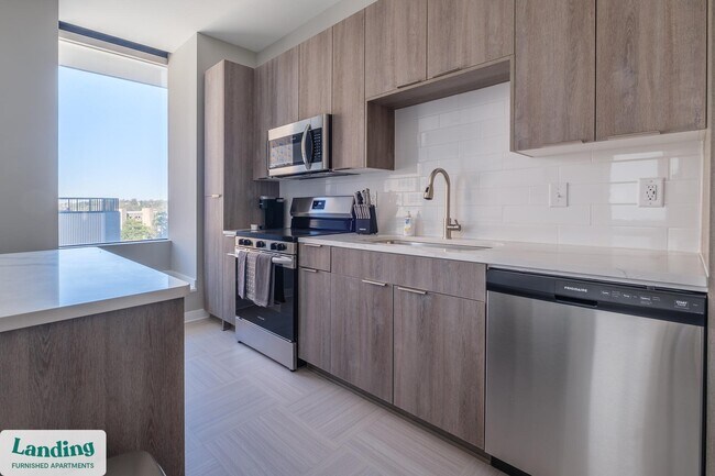 Photo - 600 19th St N Unit 601.1407322