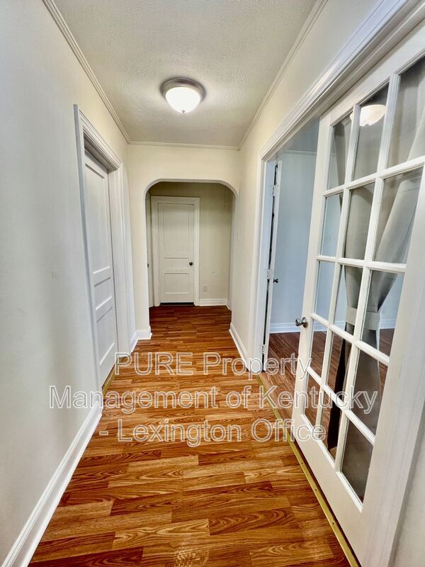 Photo - 810 Shelby Ave