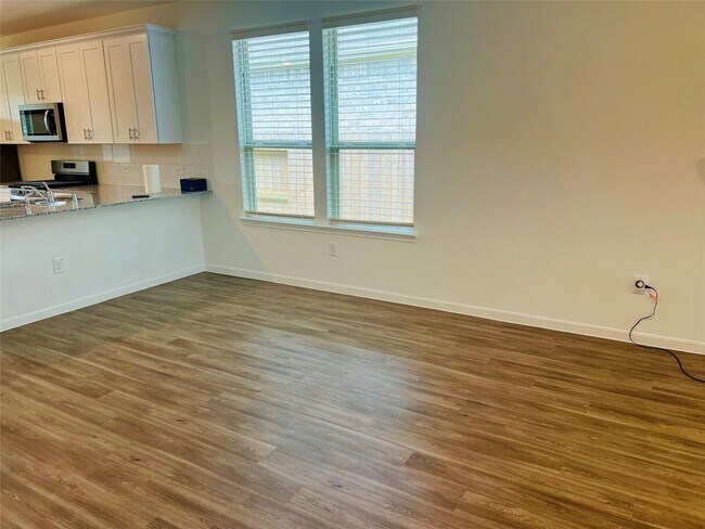 Photo - 16126 Elbridge Ct