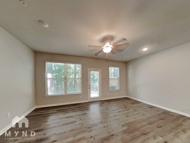 Photo - 8370 Douglass Trail