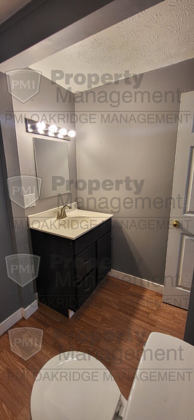 Photo - 2 Bedroom Country apartment Unit 2