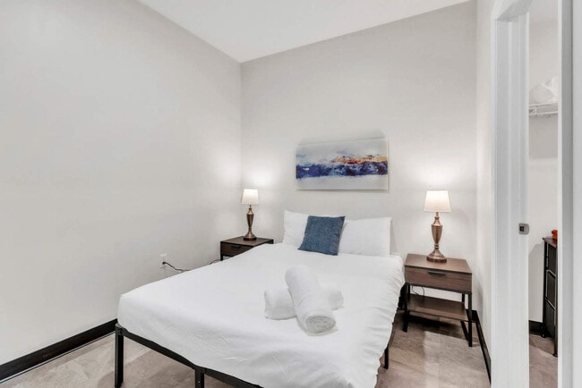 Photo - 800 Penn Ave Unidad ID1229977P