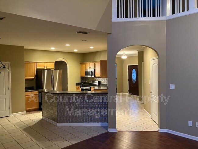 Photo - 8038 Mary Alice Way