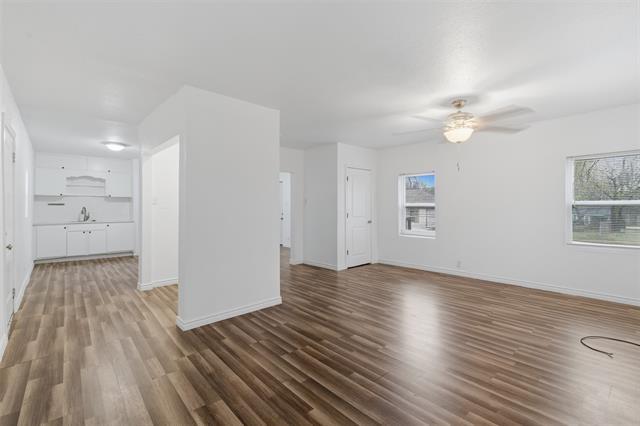 Photo - 613 W Murray St