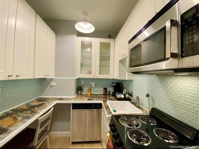 Photo - 124 Court St Unit 605