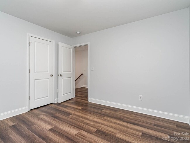 Building Photo - 316 Owen Blvd Rental