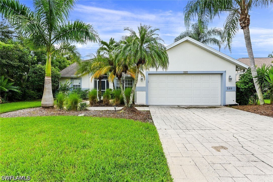 Photo - 589 Lambton Ln
