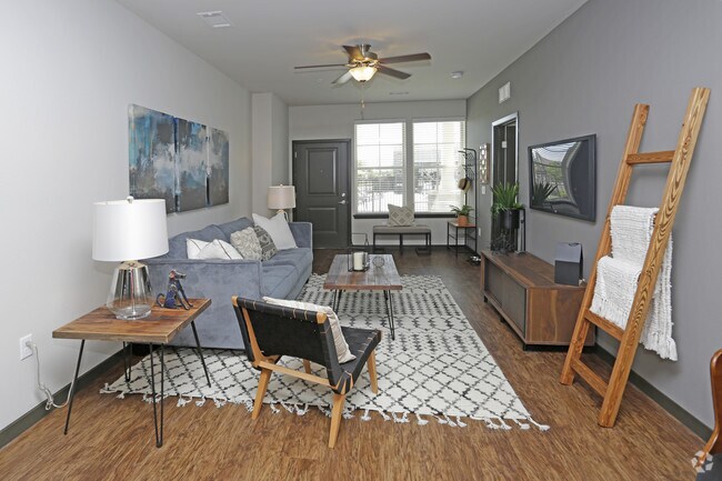 1BR, 1BA, Model - 802 SF