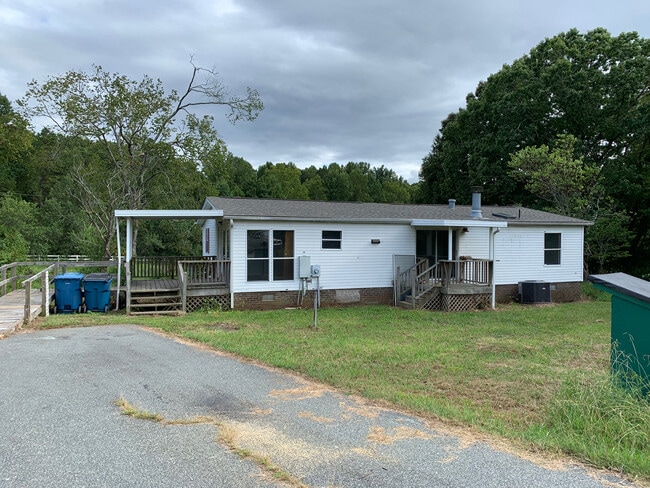 Photo - 3156 Fleming Graham Rd