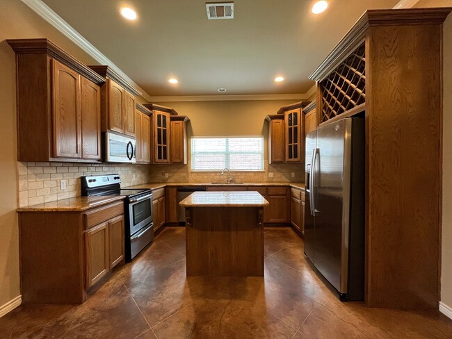 Photo - Move-in Special:  September rent free!  3 ...