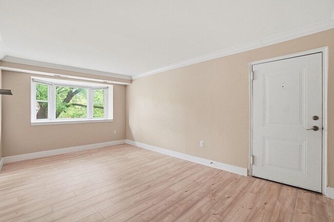 Photo - 2841 Gainesville St SE Unit 201
