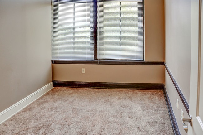 Photo - Washington School