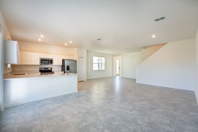 Photo - 207 Bogey Dr