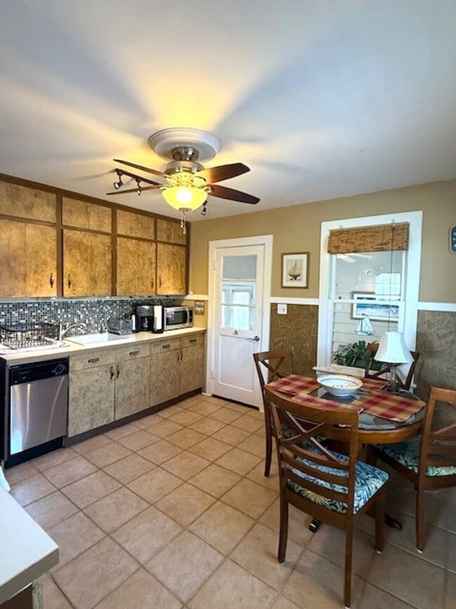 Photo - Downtown Bungalow