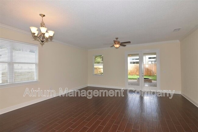 Photo - 2916 E Washington St